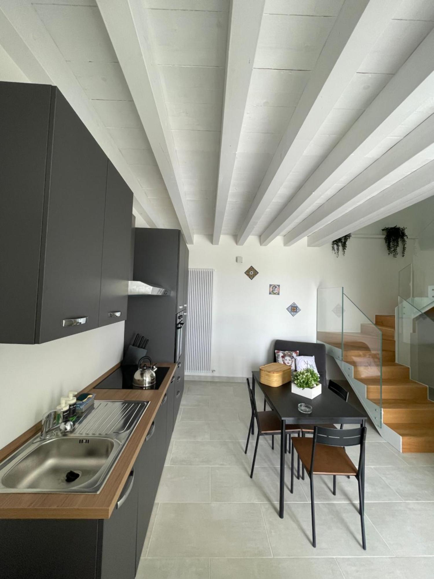 Maison Divaga Fleri Luaran gambar