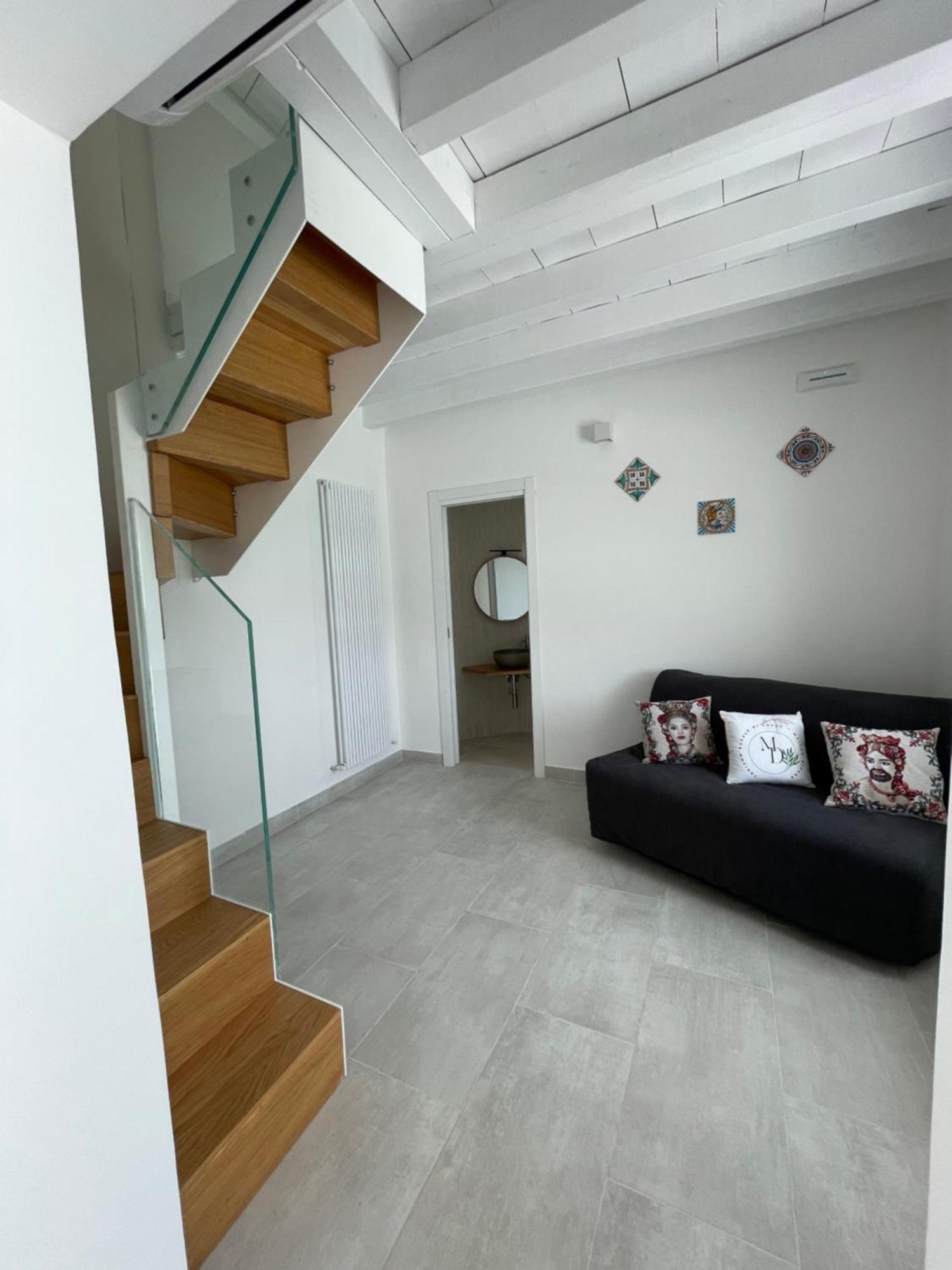 Maison Divaga Fleri Luaran gambar
