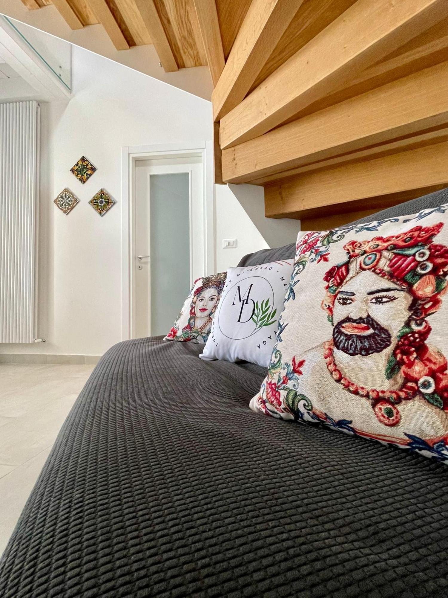 Maison Divaga Fleri Luaran gambar