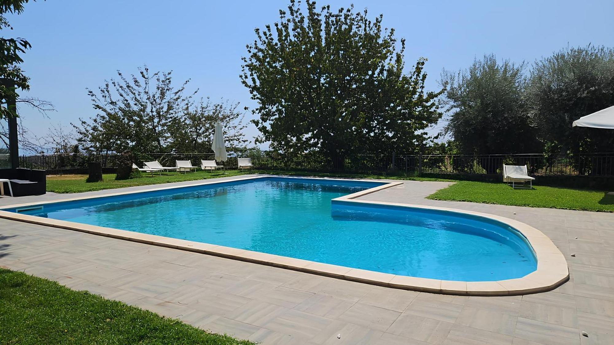 Maison Divaga Fleri Luaran gambar